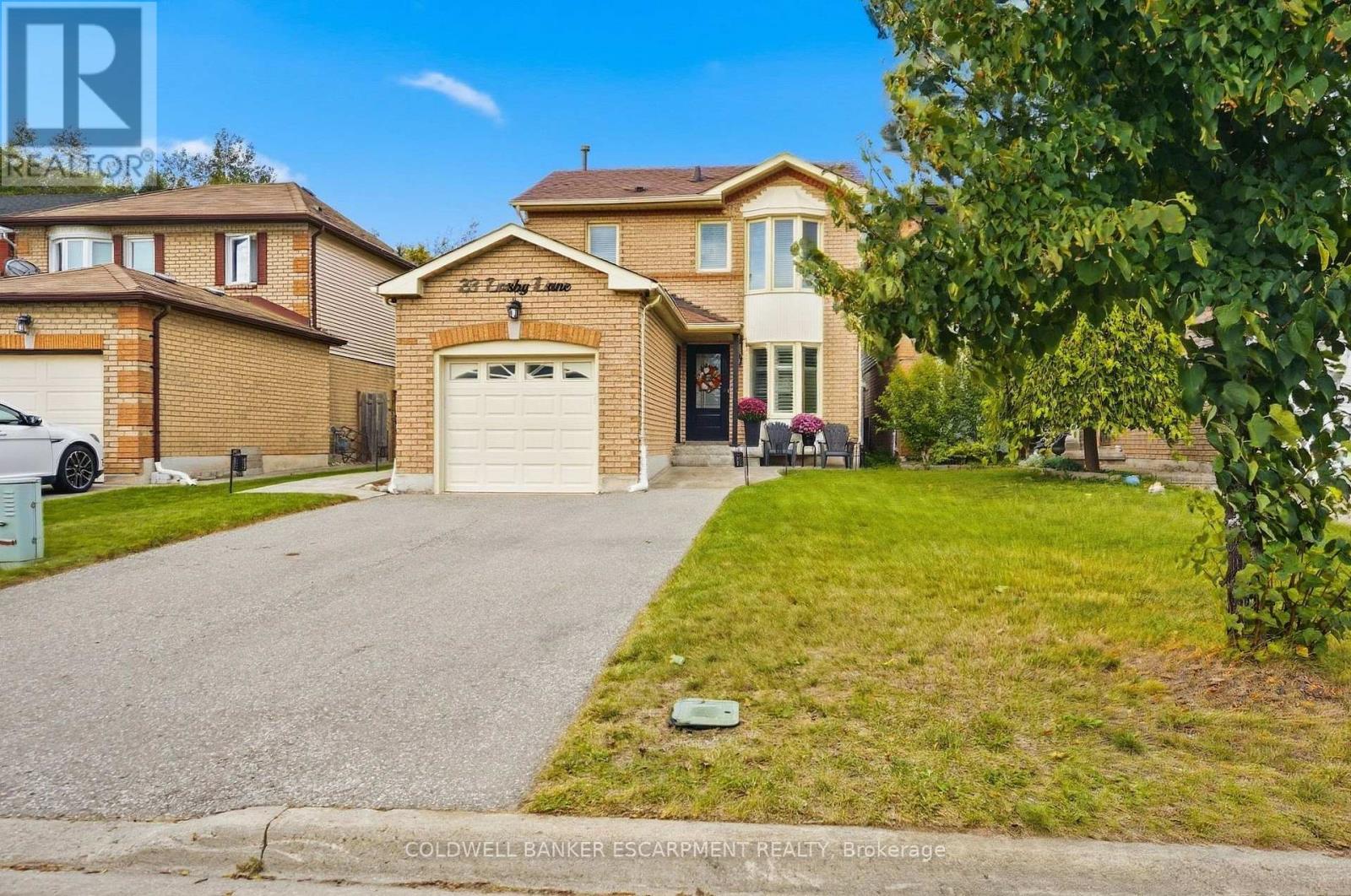23 Lasby Lane, Halton Hills (Ac Acton), Ontario  L7J 2W9 - Photo 2 - W13800416