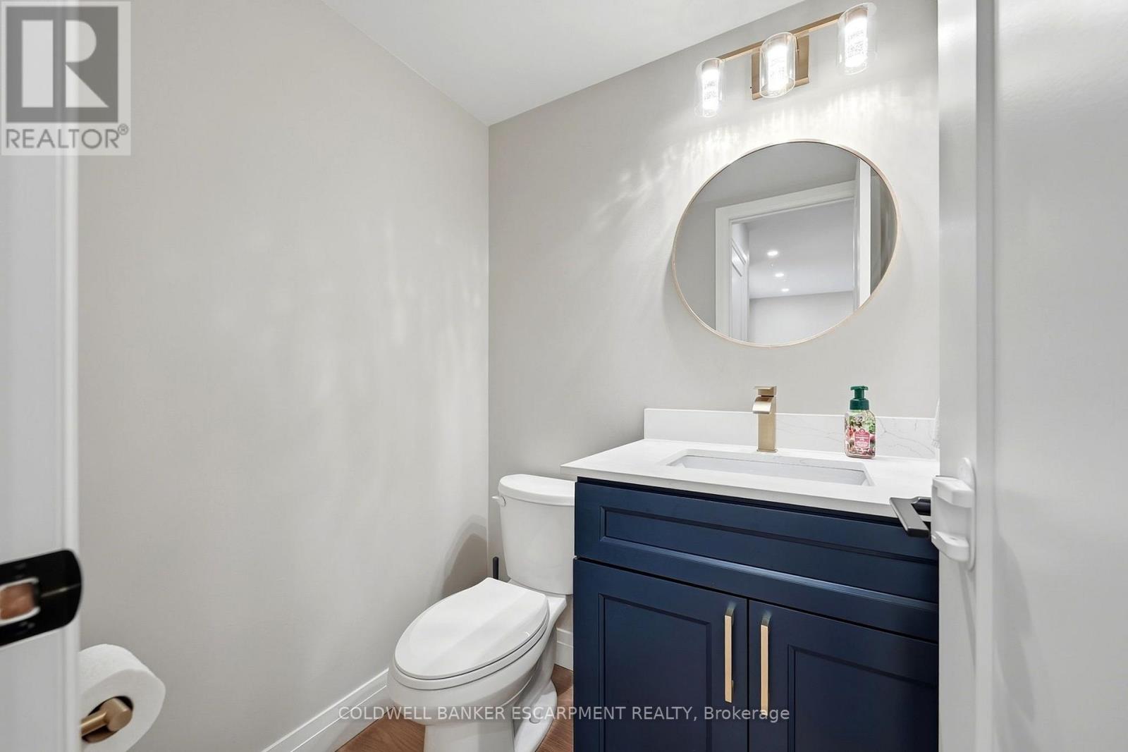 23 Lasby Lane, Halton Hills (Ac Acton), Ontario  L7J 2W9 - Photo 25 - W13800416