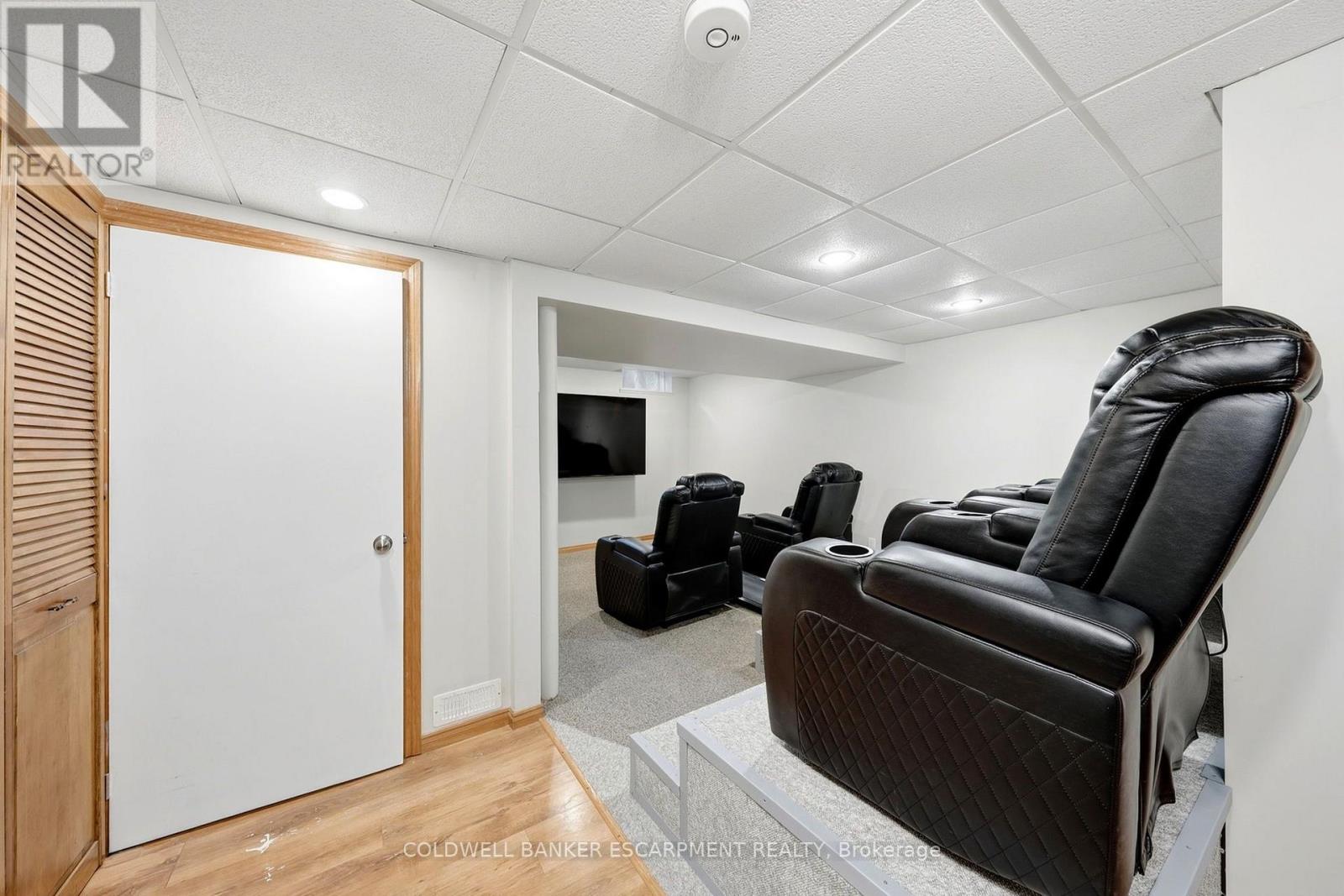 23 Lasby Lane, Halton Hills (Ac Acton), Ontario  L7J 2W9 - Photo 38 - W13800416