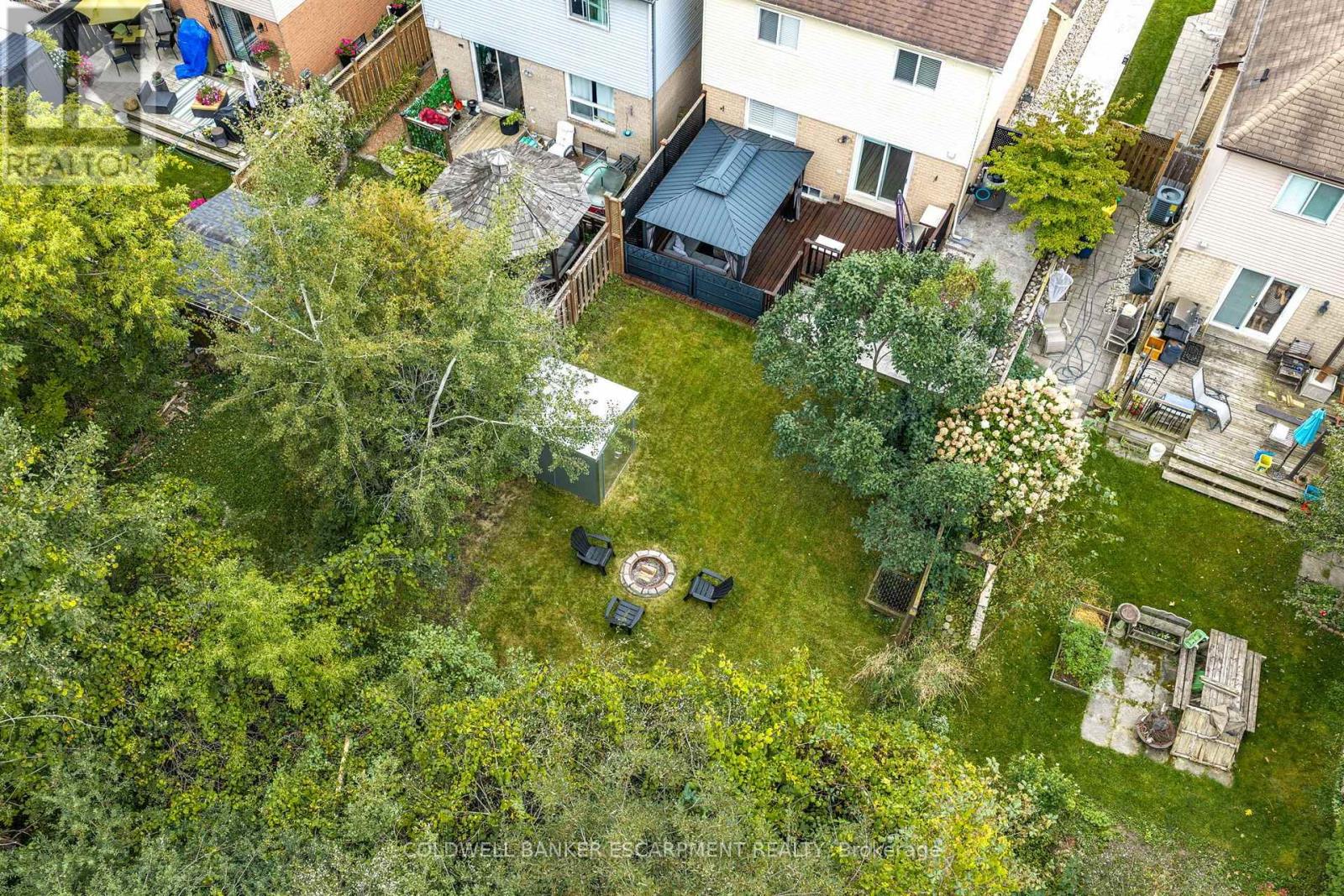 23 Lasby Lane, Halton Hills (Ac Acton), Ontario  L7J 2W9 - Photo 4 - W13800416
