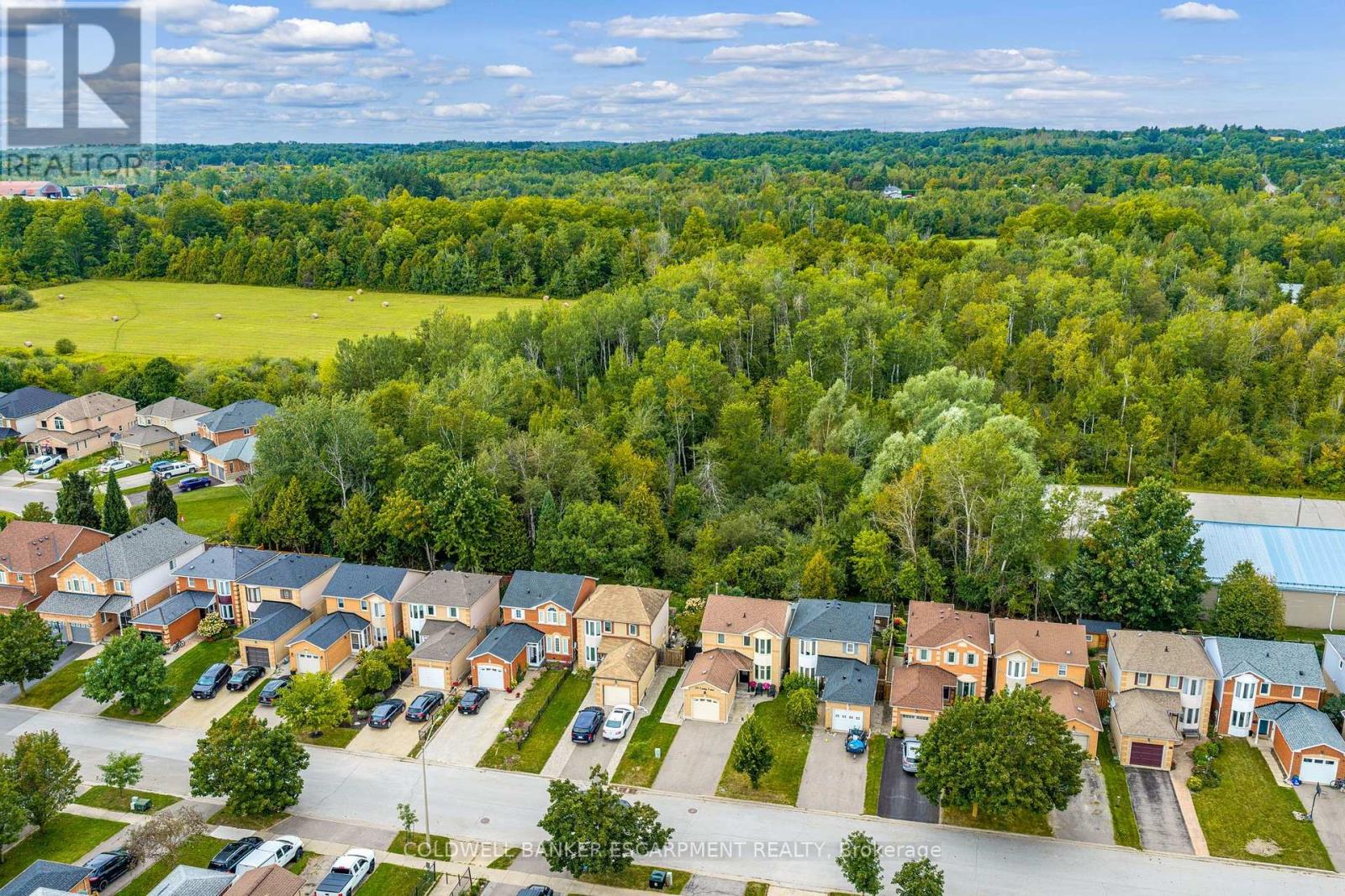 23 Lasby Lane, Halton Hills (Ac Acton), Ontario  L7J 2W9 - Photo 6 - W13800416