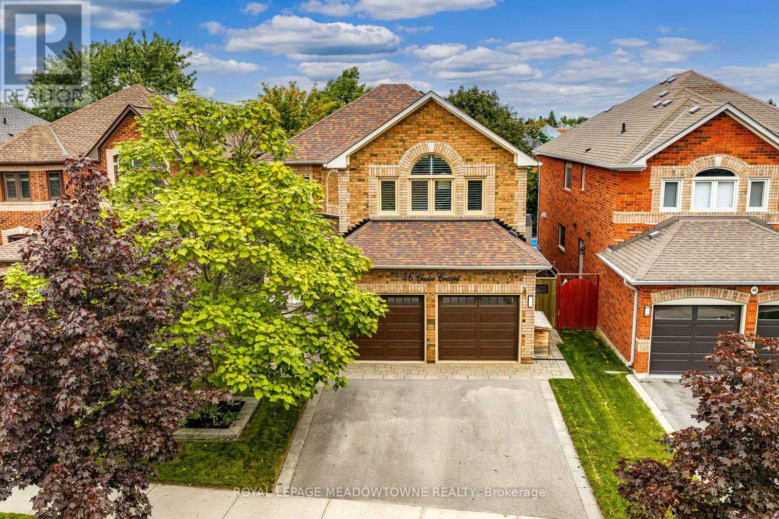 46 Chester Crescent, Halton Hills (Georgetown), Ontario  L7G 5W5 - Photo 2 - W13801620