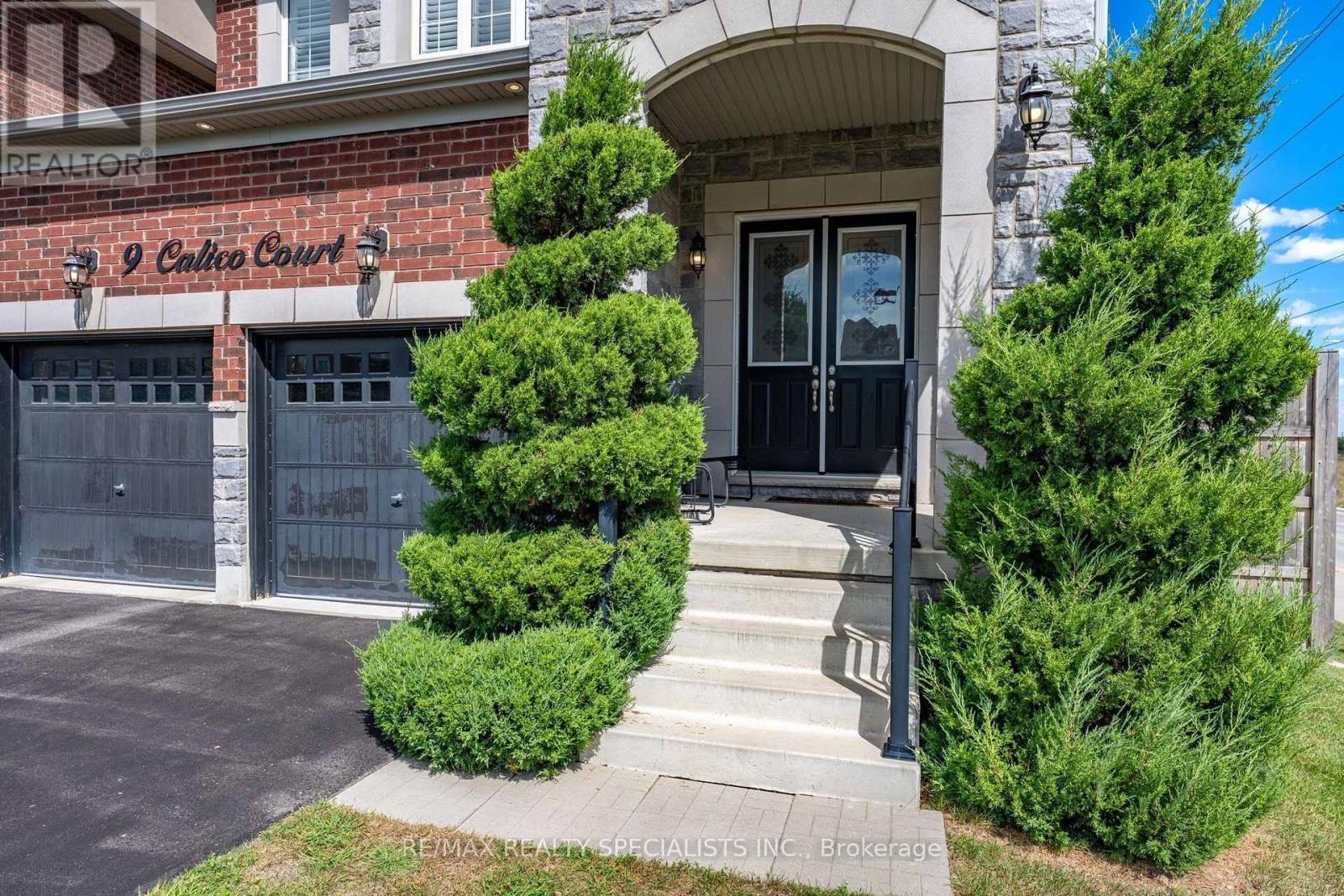 9 Calico Court, Halton Hills (Georgetown), Ontario  L7G 0M1 - Photo 3 - W13801766