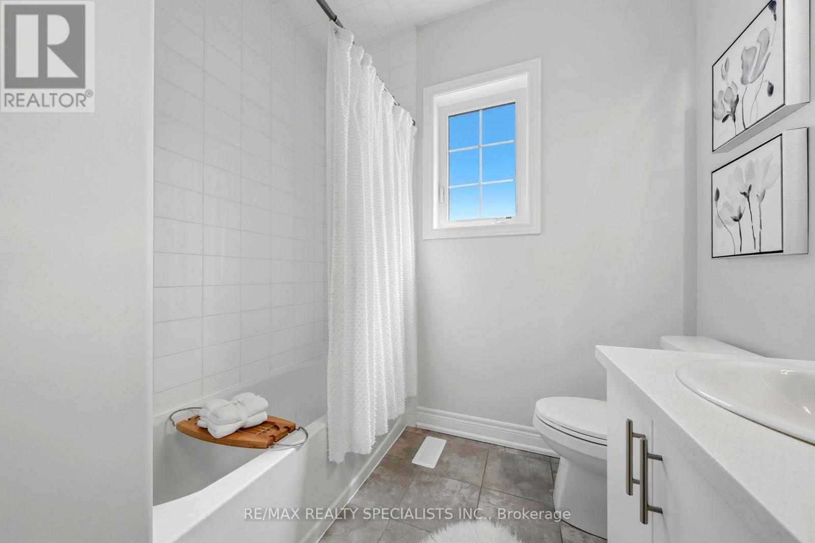 9 Calico Court, Halton Hills (Georgetown), Ontario  L7G 0M1 - Photo 33 - W13801766