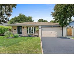 <div class="price">$1,124,900</div> 33 Fagan Drive, Halton Hills (Georgetown)<br><div style="margin-bottom:8px;"><small>Royal LePage Meadowtowne Realty</small></div><div class='bed_bath'>3 Bed | 3 Bath</div>