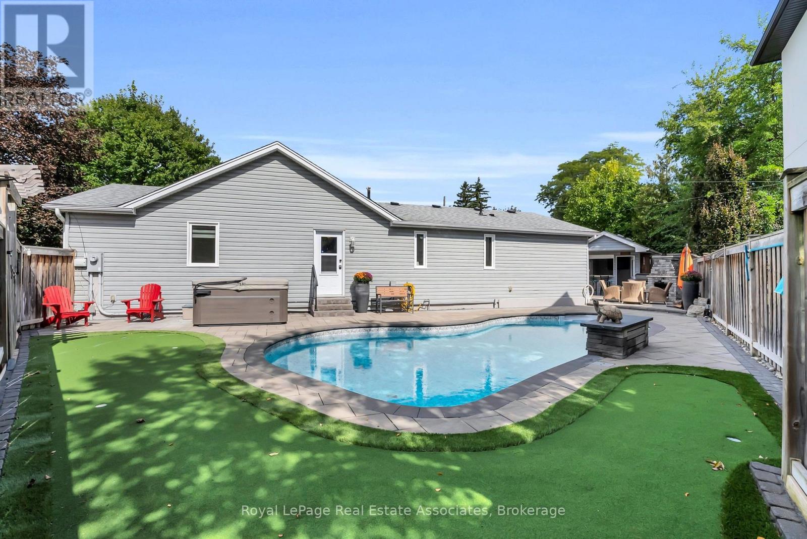 11 Churchill Crescent, Halton Hills (Georgetown), Ontario  L7G 2M8 - Photo 40 - W13802276