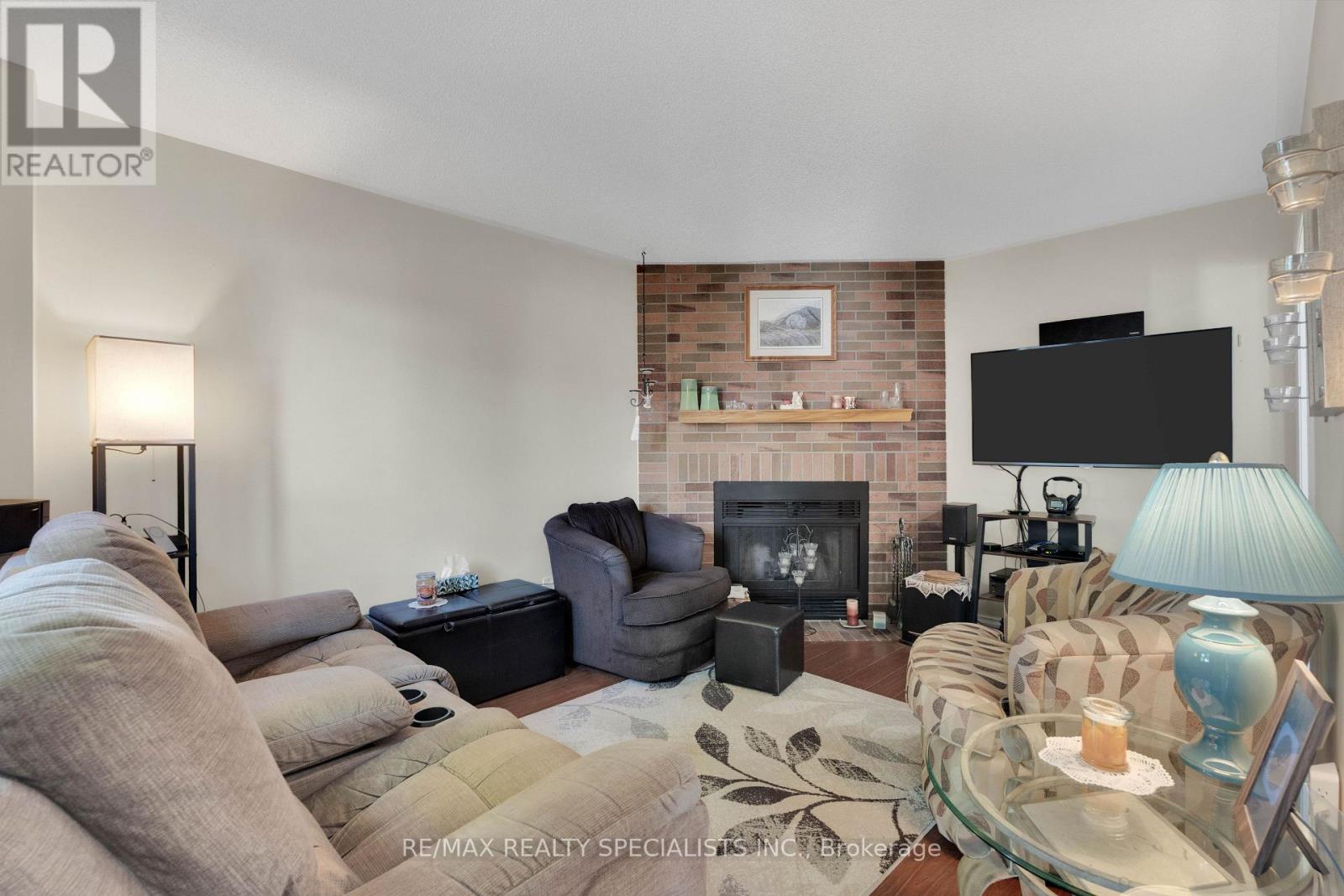 20 Mccullough Crescent, Halton Hills (Georgetown), Ontario  L7G 5N5 - Photo 10 - W13802312