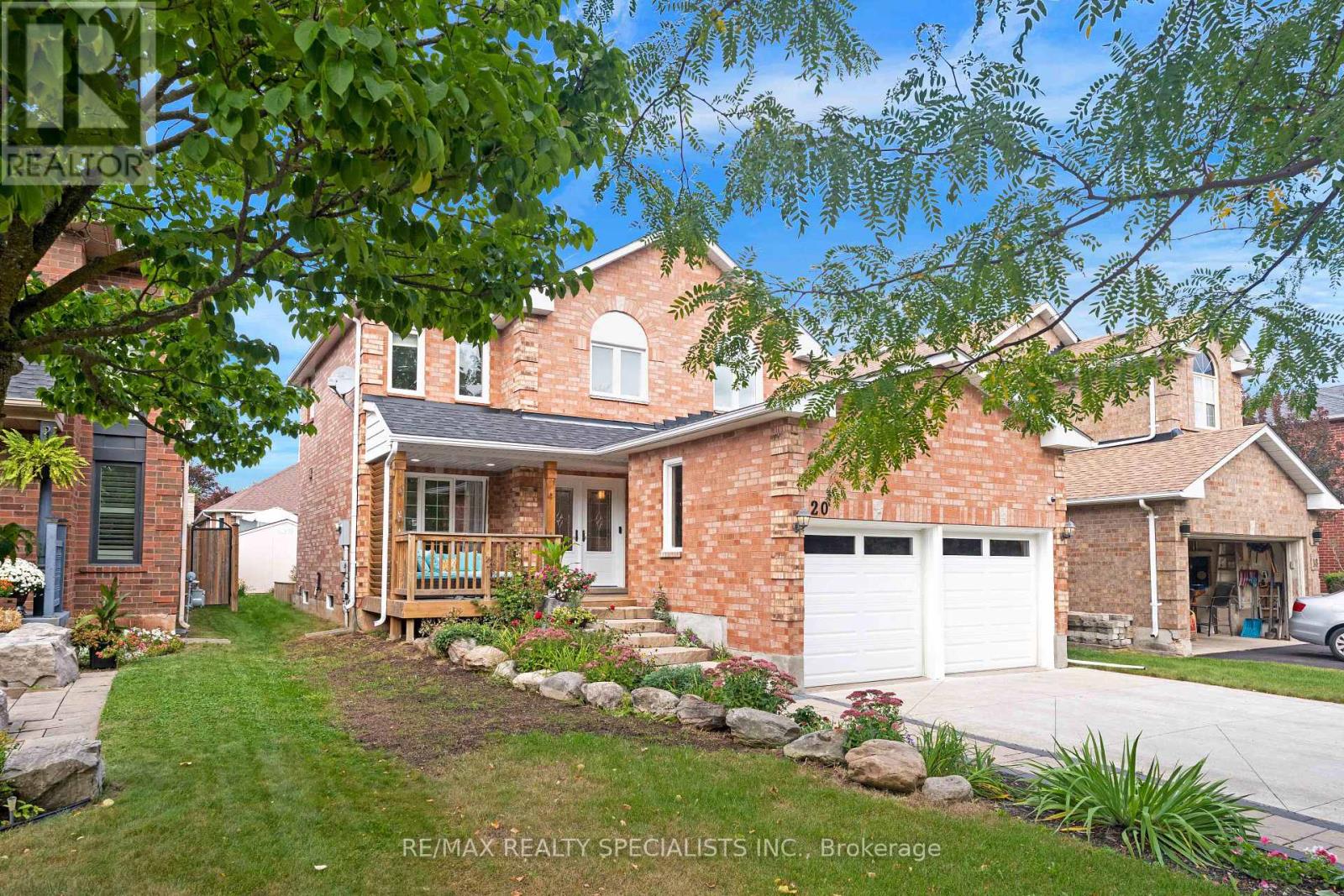 20 Mccullough Crescent, Halton Hills (Georgetown), Ontario  L7G 5N5 - Photo 3 - W13802312
