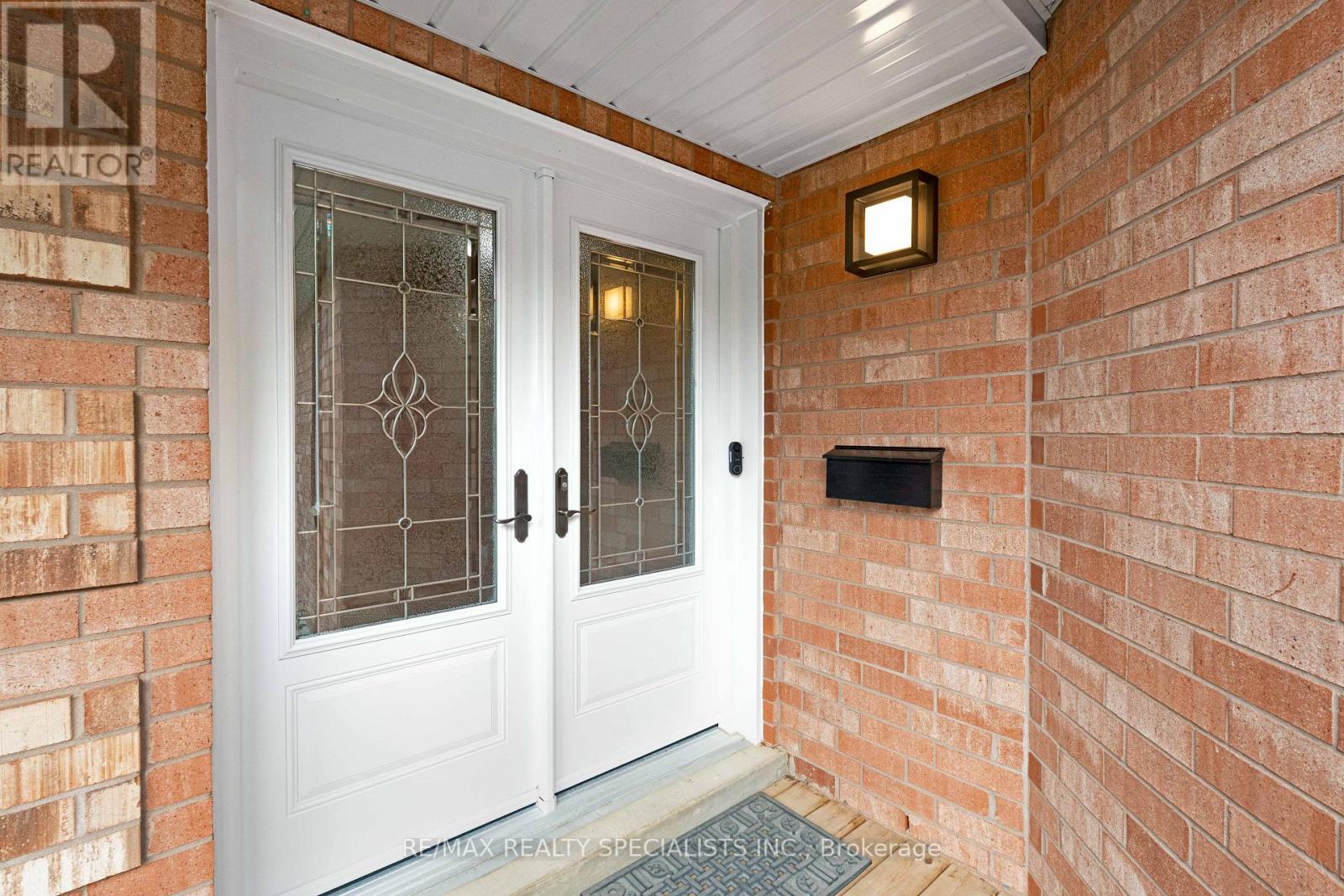 20 Mccullough Crescent, Halton Hills (Georgetown), Ontario  L7G 5N5 - Photo 6 - W13802312