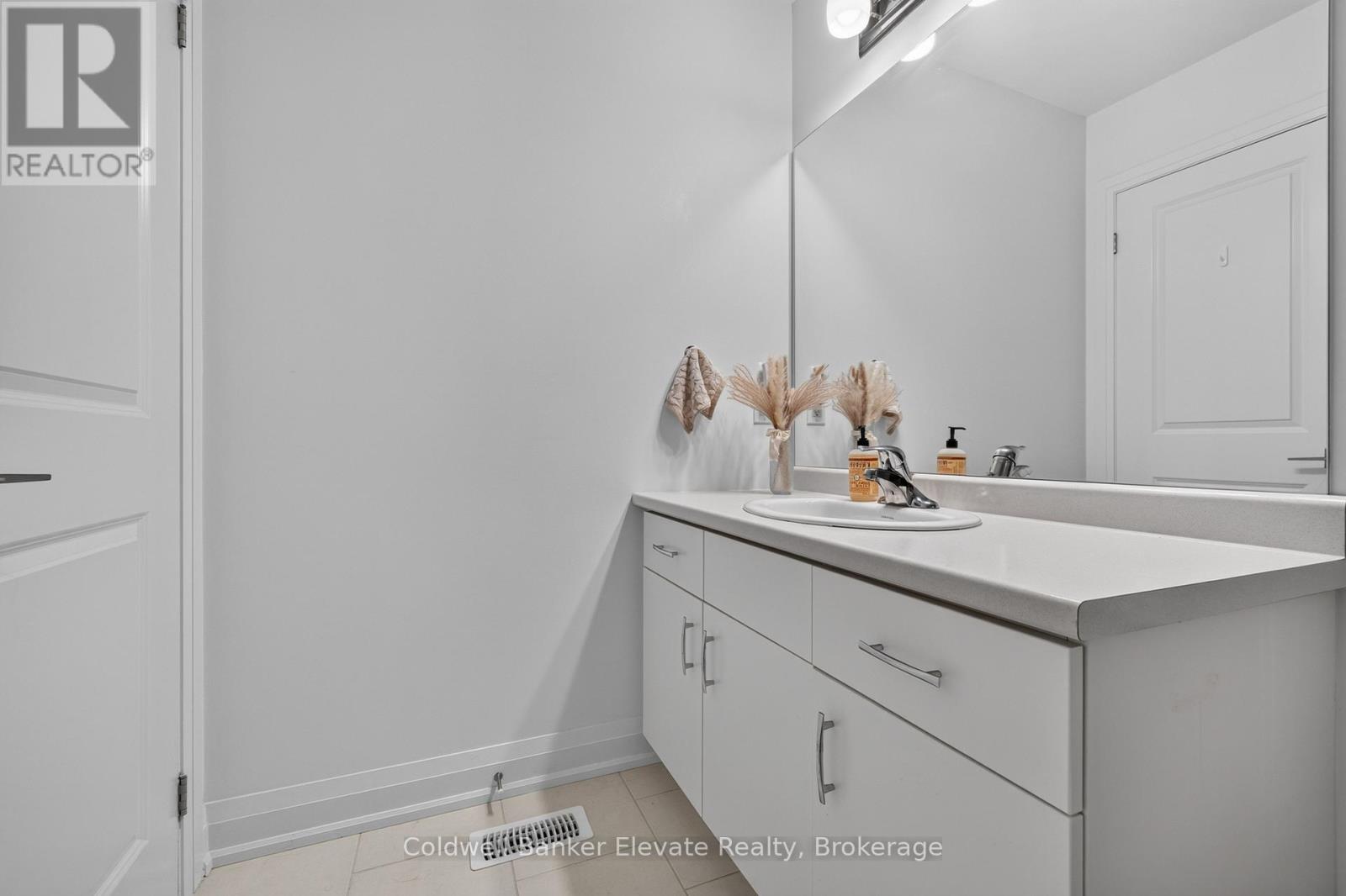 76 Windtree Way, Halton Hills (Georgetown), Ontario  L7G 0P6 - Photo 35 - W13802662