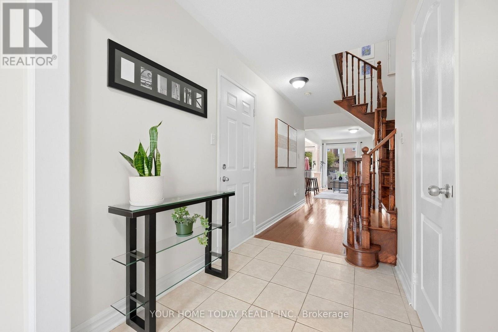 76 Snowberry Crescent, Halton Hills (Georgetown), Ontario  L7G 6M8 - Photo 4 - W13802672