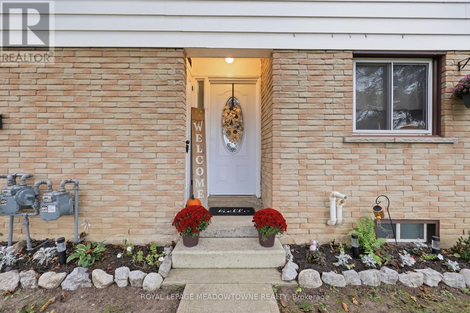 36 - 59 Maple Avenue, Halton Hills (Georgetown), Ontario  L7G 1X8 - Photo 3 - W13803354