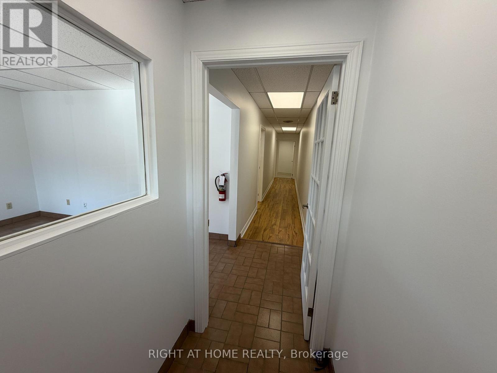 5 - 116 Guelph Street, Halton Hills (Georgetown), Ontario  L7G 4A3 - Photo 5 - W13805618