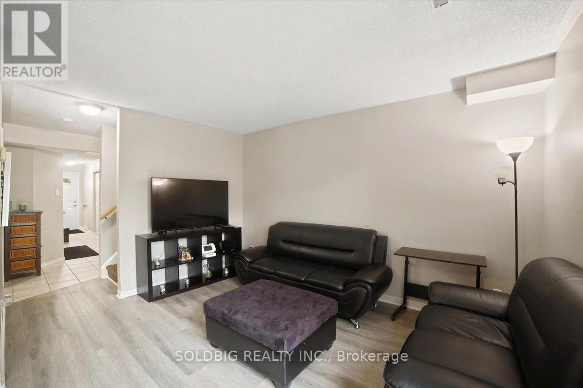 78 - 78 Stewart Maclaren Road, Halton Hills (Georgetown), Ontario  L7G 5L9 - Photo 7 - W13809326
