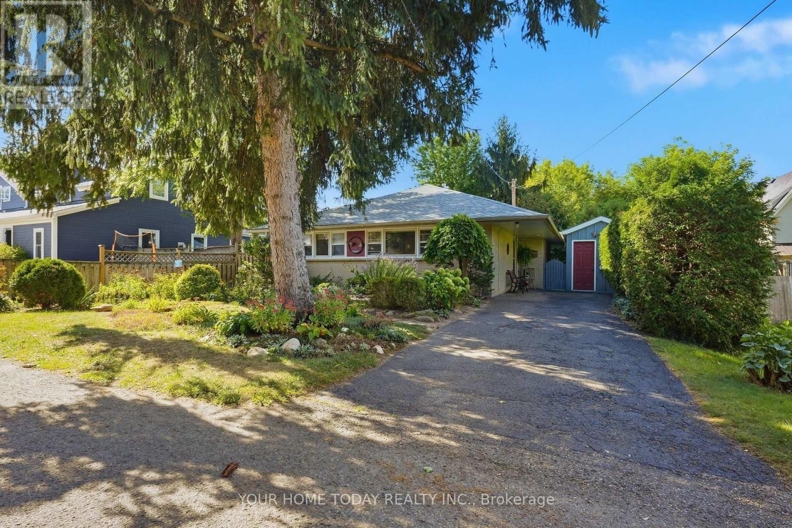 57 Edith Street, Halton Hills (Georgetown), Ontario  L7G 3B4 - Photo 1 - W13809592