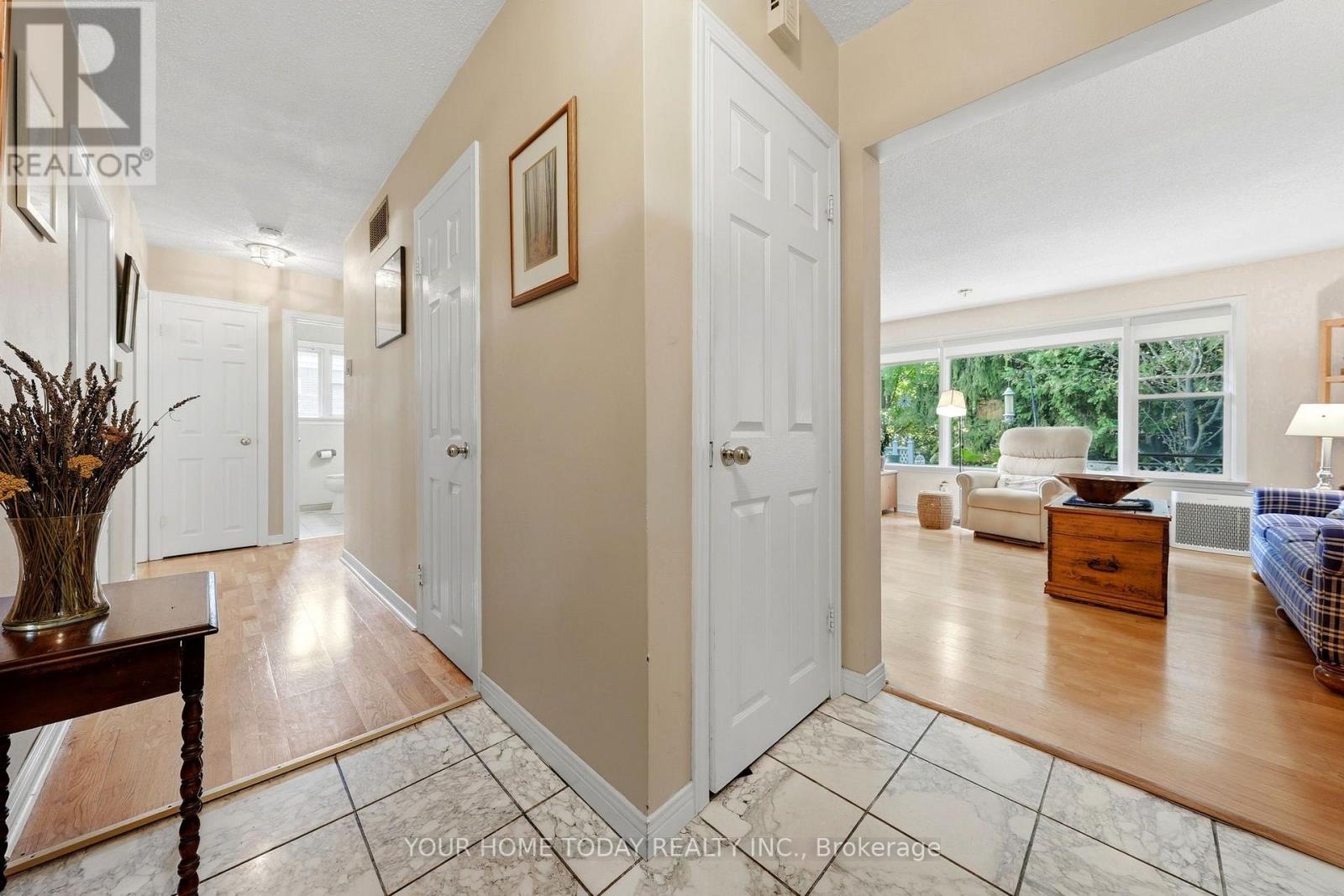 57 Edith Street, Halton Hills (Georgetown), Ontario  L7G 3B4 - Photo 5 - W13809592