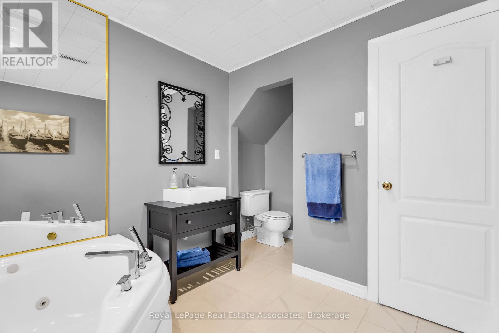 233 Elmore Drive, Halton Hills (Ac Acton), Ontario  L7J 1T8 - Photo 27 - W13809700