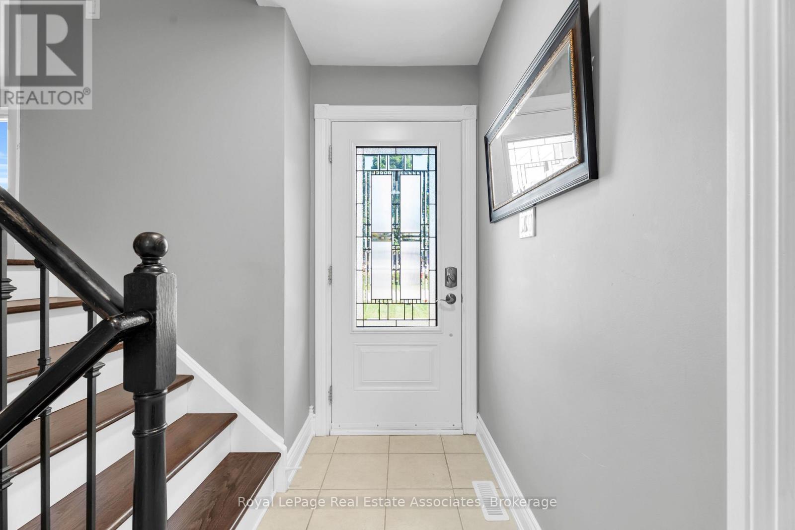 233 Elmore Drive, Halton Hills (Ac Acton), Ontario  L7J 1T8 - Photo 4 - W13809700