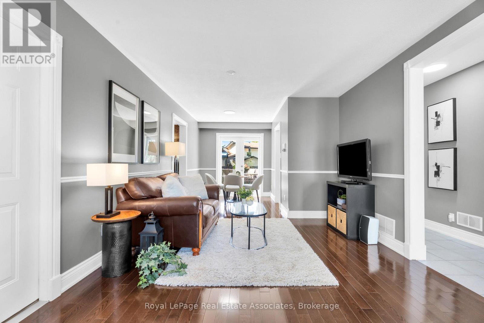 233 Elmore Drive, Halton Hills (Ac Acton), Ontario  L7J 1T8 - Photo 7 - W13809700