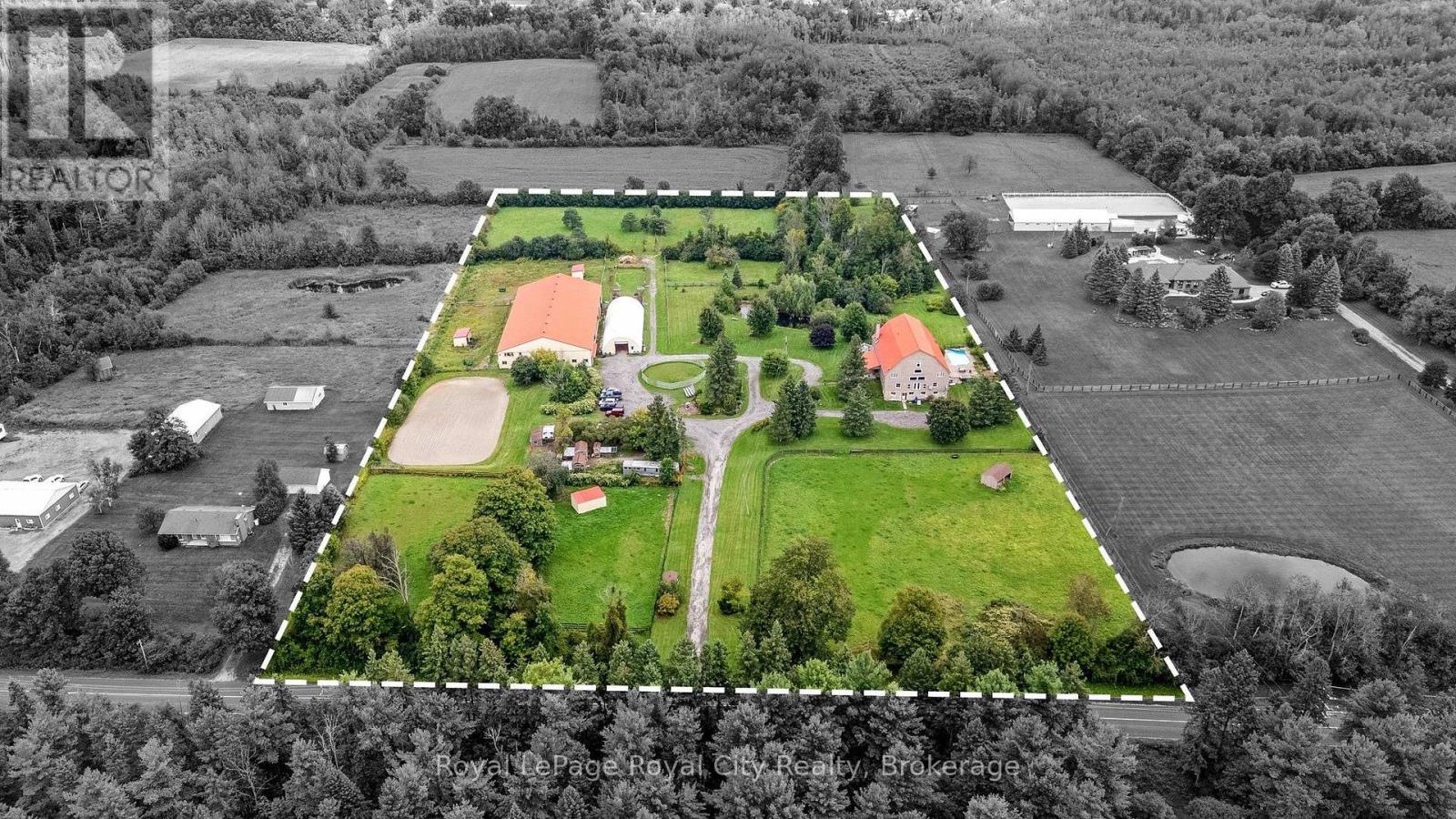 11233 2nd Line, Milton (Campbellville), Ontario  L0P 1B0 - Photo 1 - W13810016