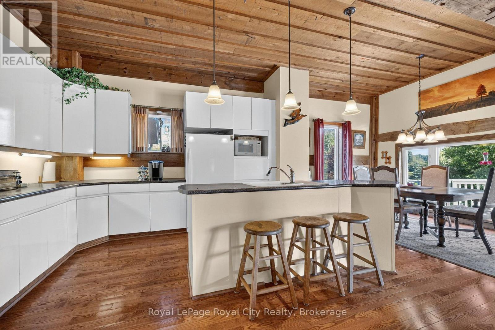 11233 2nd Line, Milton (Campbellville), Ontario  L0P 1B0 - Photo 12 - W13810016