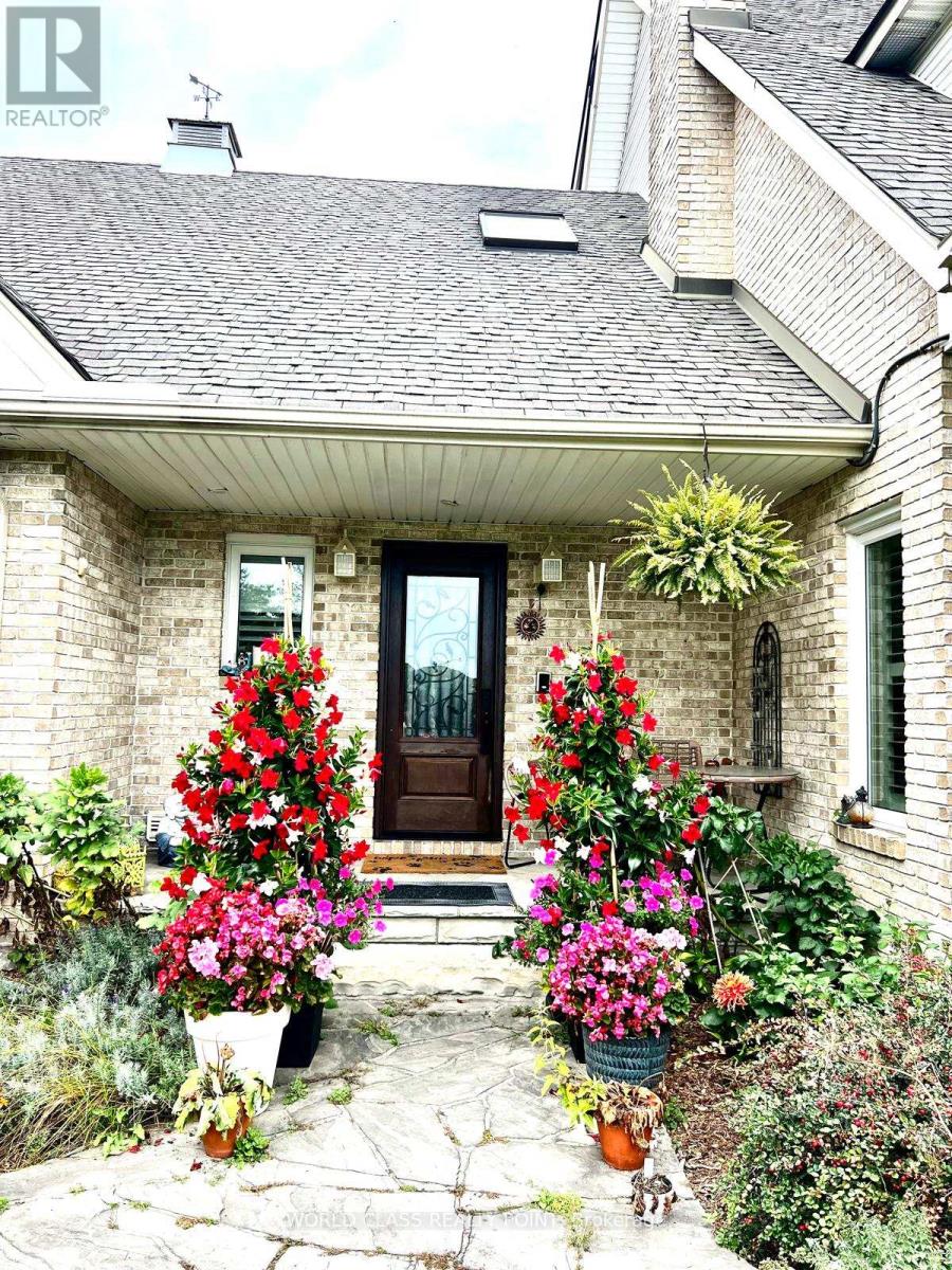 155 Meadowland Crescent, Milton (Campbellville), Ontario  L0P 0A1 - Photo 2 - W13811136