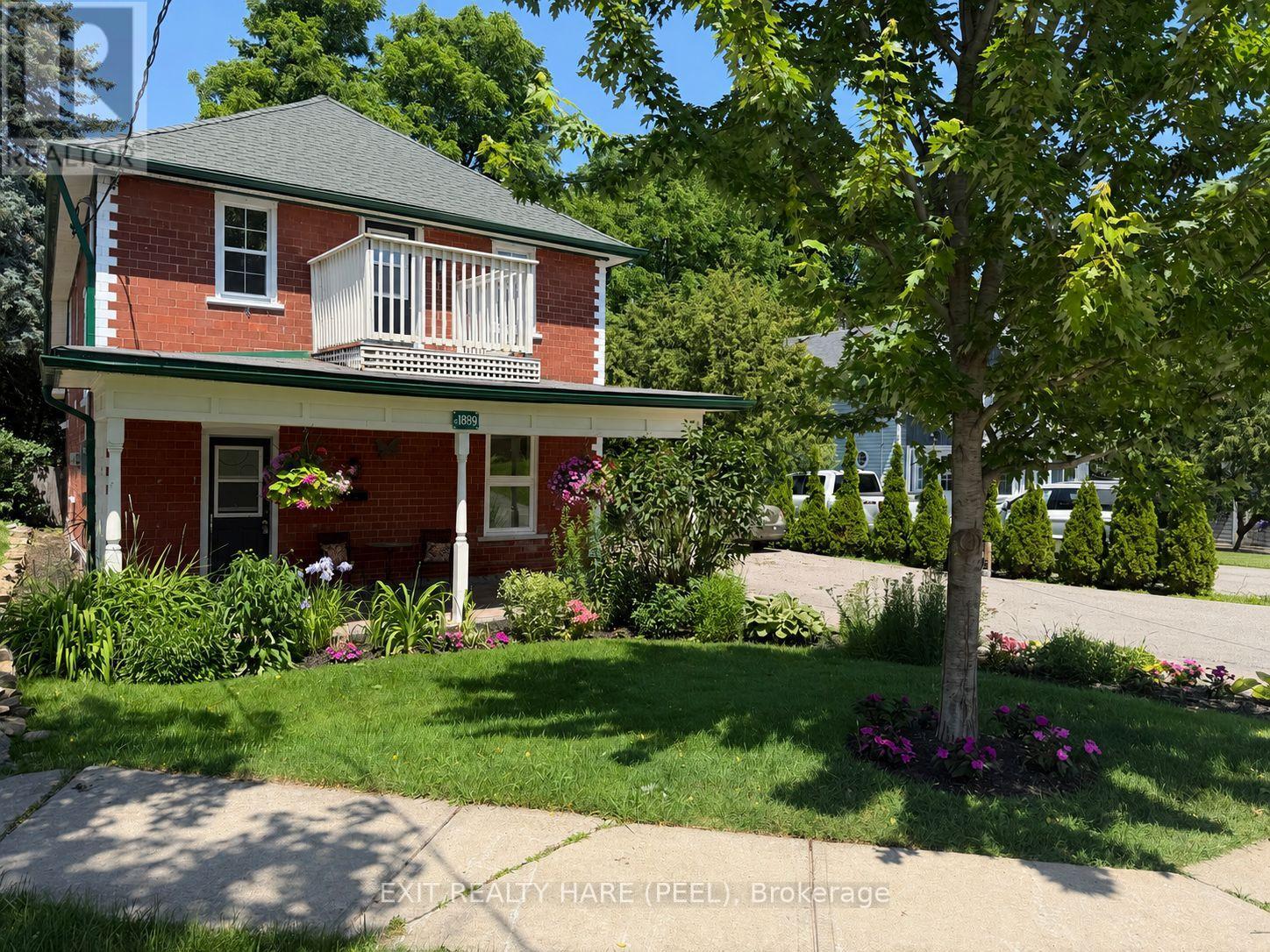 31 Brock Street, Halton Hills (Ac Acton), Ontario  L7J 1N3 - Photo 2 - W13811480