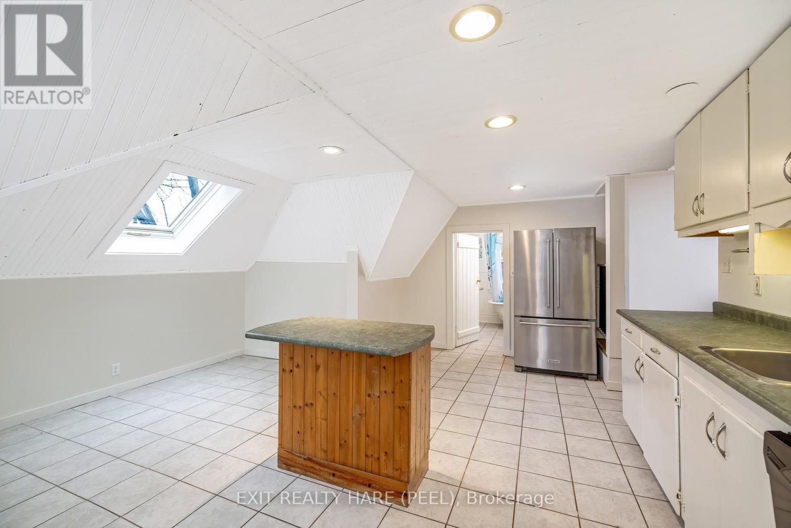31 Brock Street, Halton Hills (Ac Acton), Ontario  L7J 1N3 - Photo 37 - W13811480
