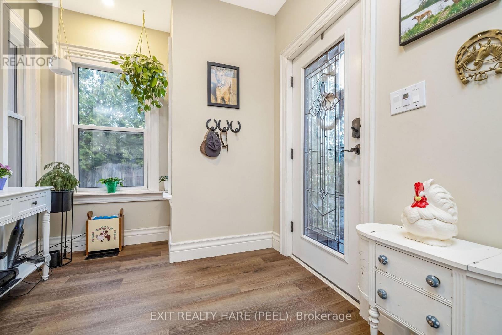 31 Brock Street, Halton Hills (Ac Acton), Ontario  L7J 1N3 - Photo 4 - W13811480