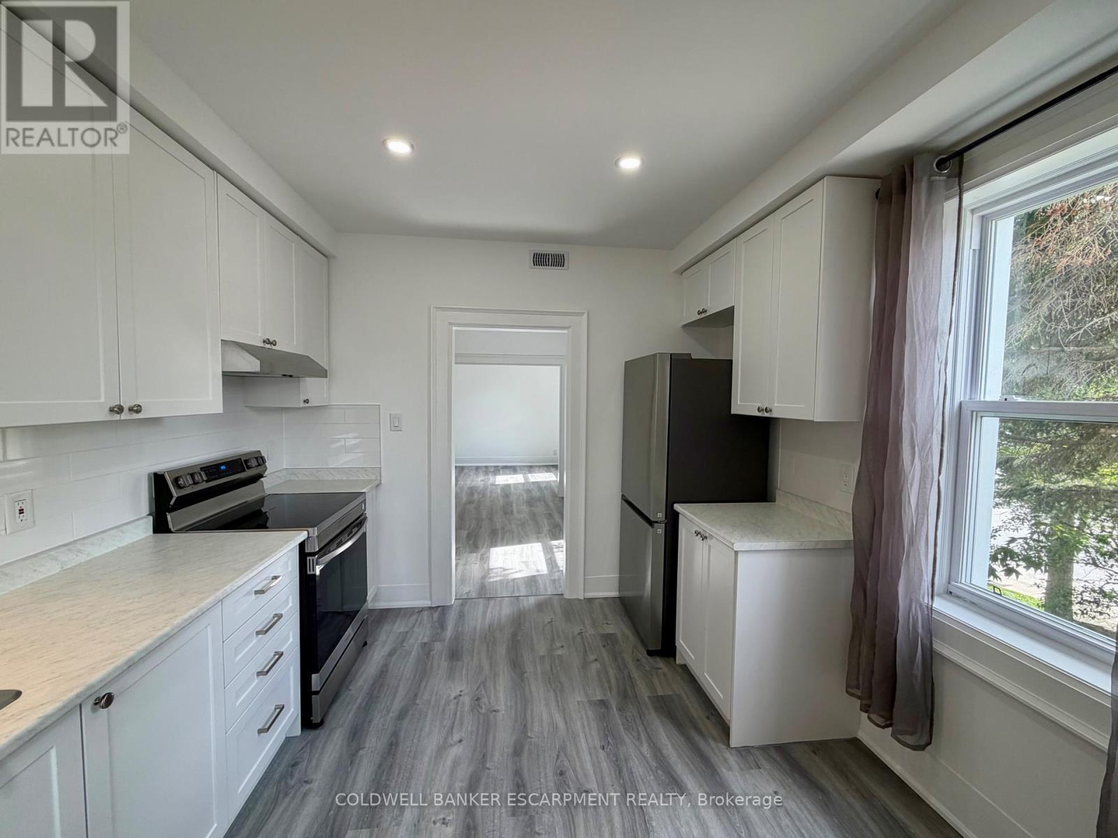 Apartment A - 5 Mill Street, Halton Hills (Ac Acton), Ontario  L7J 1G8 - Photo 8 - W13812068