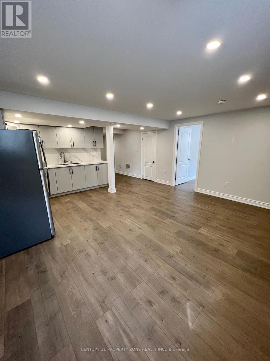 Basement Apartment - 15231 Danby Road, Halton Hills (Georgetown), Ontario  L7G 0M5 - Photo 4 - W13812354