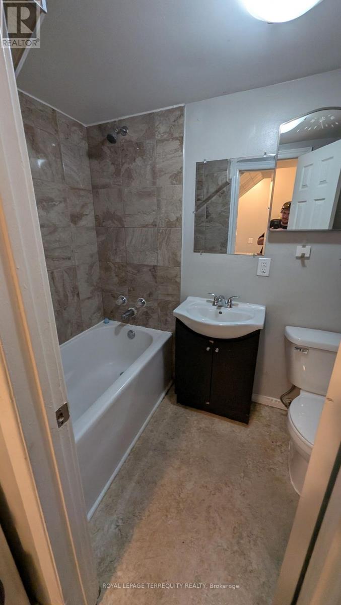 2 - 44 Main Street N, Halton Hills (Georgetown), Ontario  L7G 3G8 - Photo 11 - W13814392