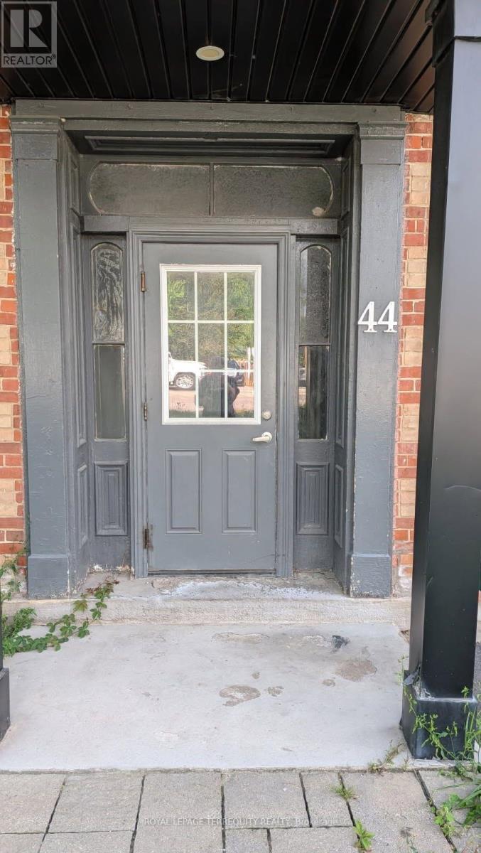 2 - 44 Main Street N, Halton Hills (Georgetown), Ontario  L7G 3G8 - Photo 3 - W13814392