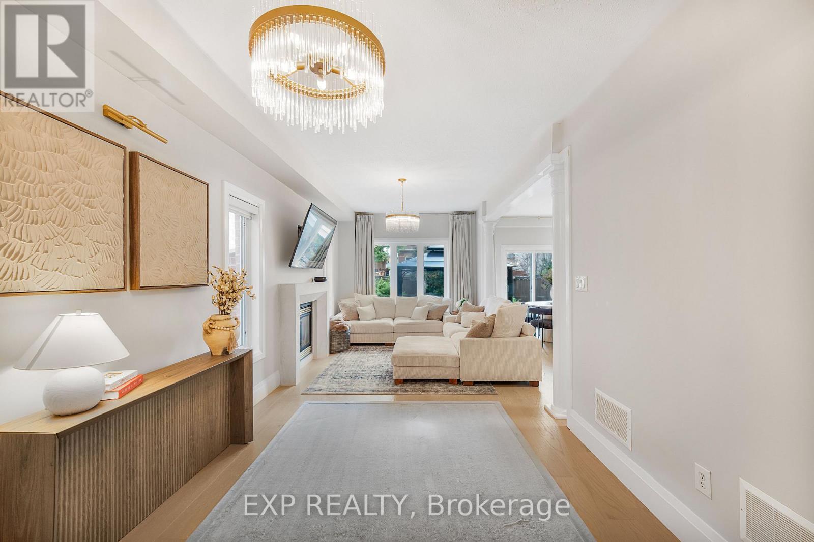 36 Serenity Street, Halton Hills (Georgetown), Ontario  L7G 0A9 - Photo 6 - W13814614