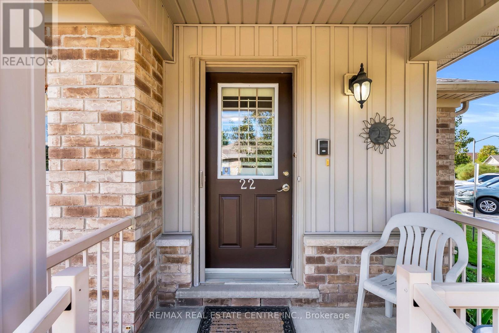 22 John Goy Sr Trail, Halton Hills (Ac Acton), Ontario  L7J 0A6 - Photo 6 - W13818292