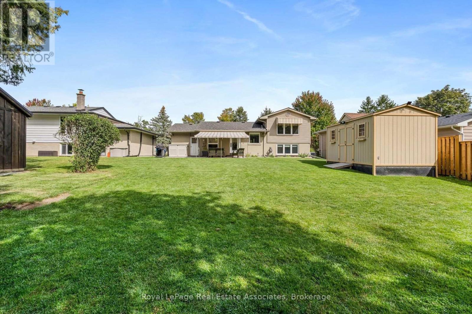 132 Elmore Drive, Halton Hills (Ac Acton), Ontario  L7J 1T2 - Photo 34 - W13818338