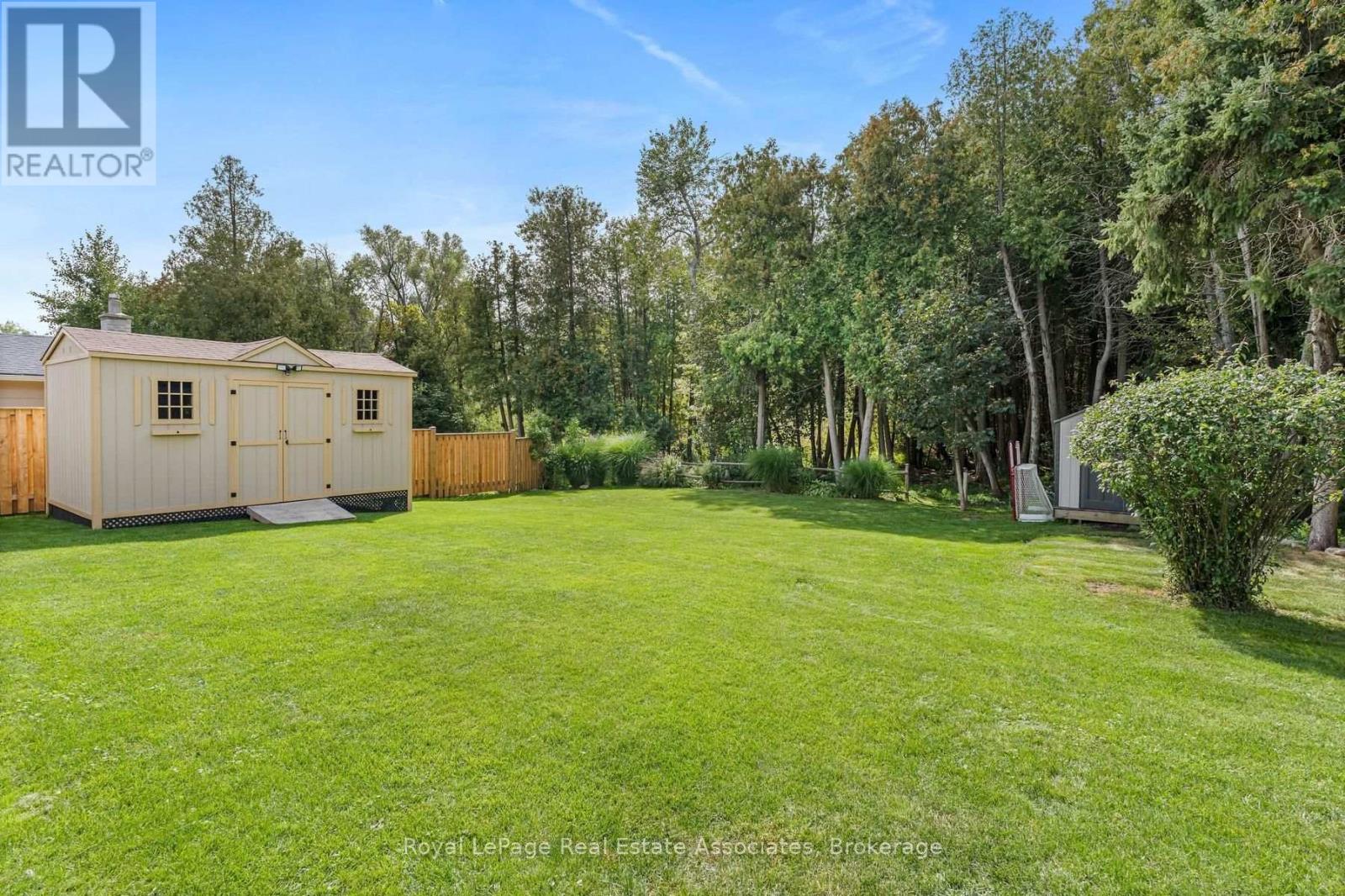 132 Elmore Drive, Halton Hills (Ac Acton), Ontario  L7J 1T2 - Photo 37 - W13818338