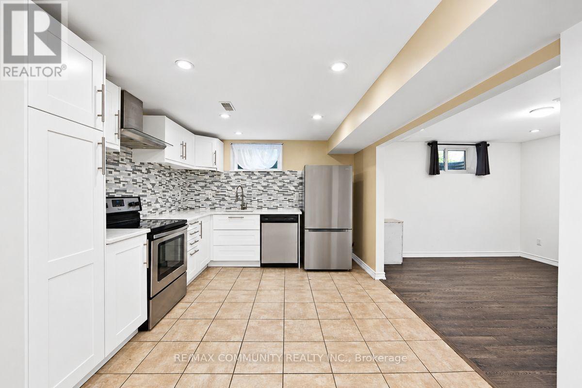 Bsmt - 52 Maple Avenue, Halton Hills (Georgetown), Ontario  L7G 1X7 - Photo 5 - W13818616