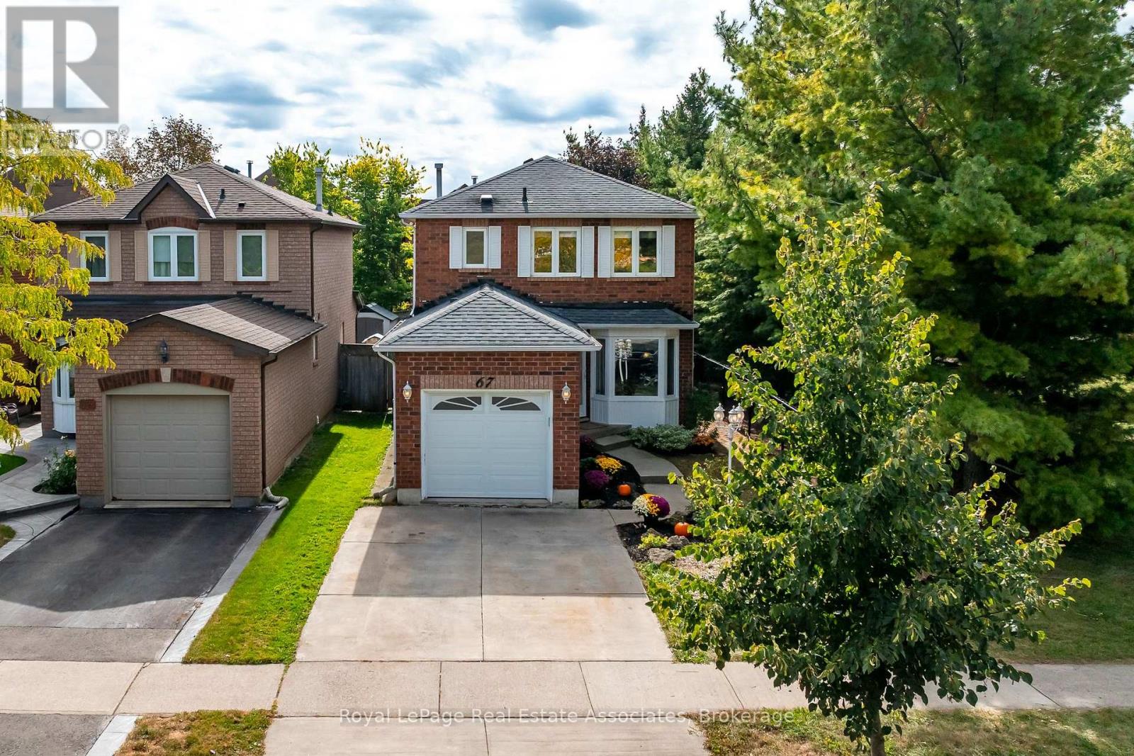 67 Smith Drive, Halton Hills (Georgetown), Ontario  L7G 5S7 - Photo 1 - W13819212