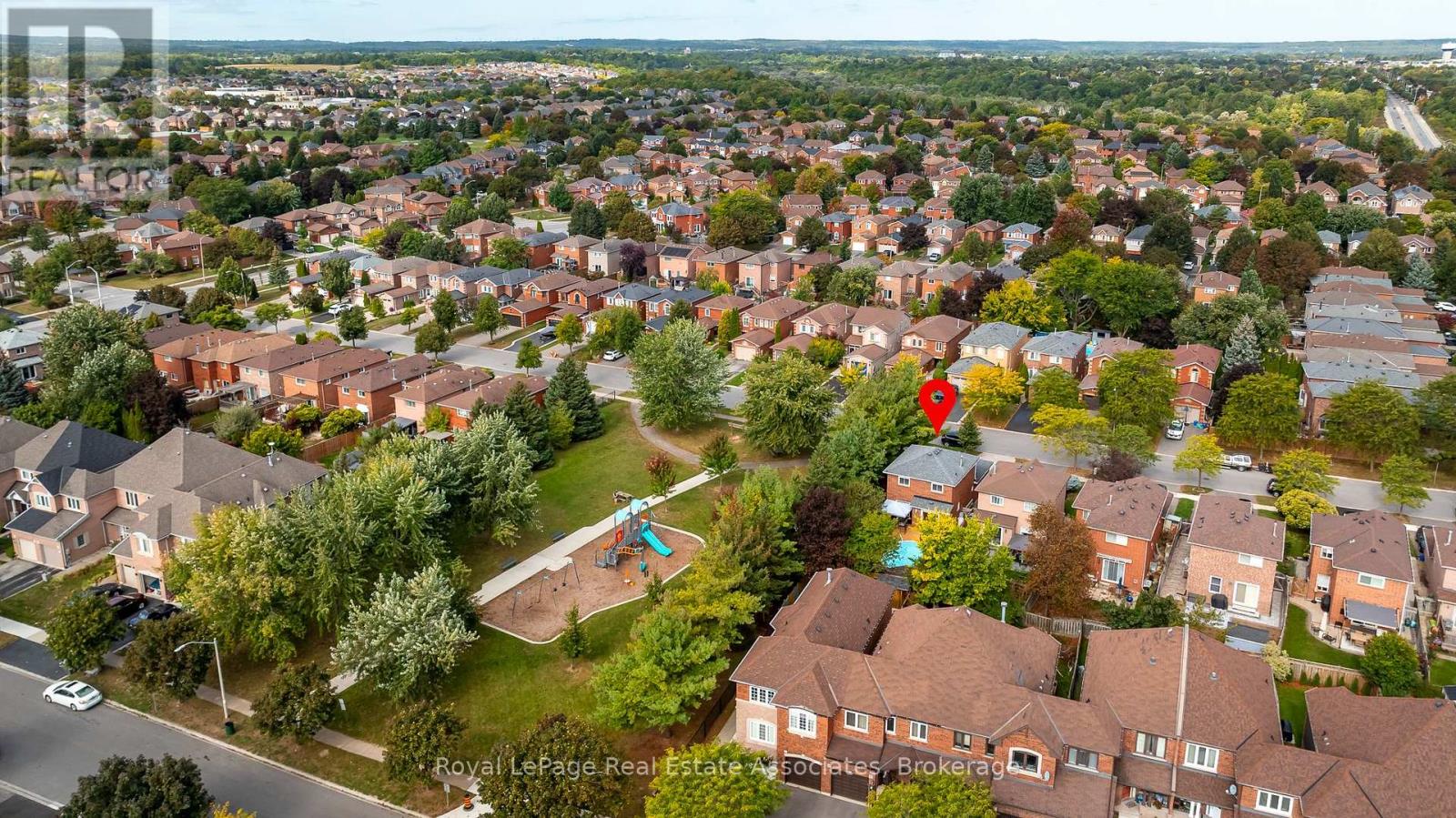 67 Smith Drive, Halton Hills (Georgetown), Ontario  L7G 5S7 - Photo 8 - W13819212