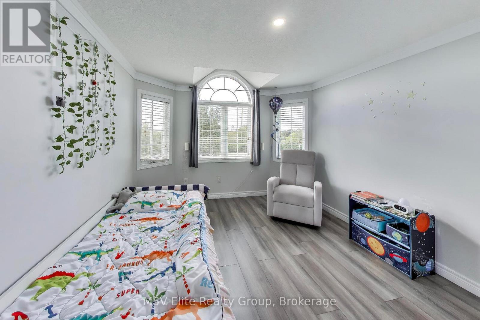 189 Churchill Road, Halton Hills (Ac Acton), Ontario  L7J 3B4 - Photo 11 - W13821396