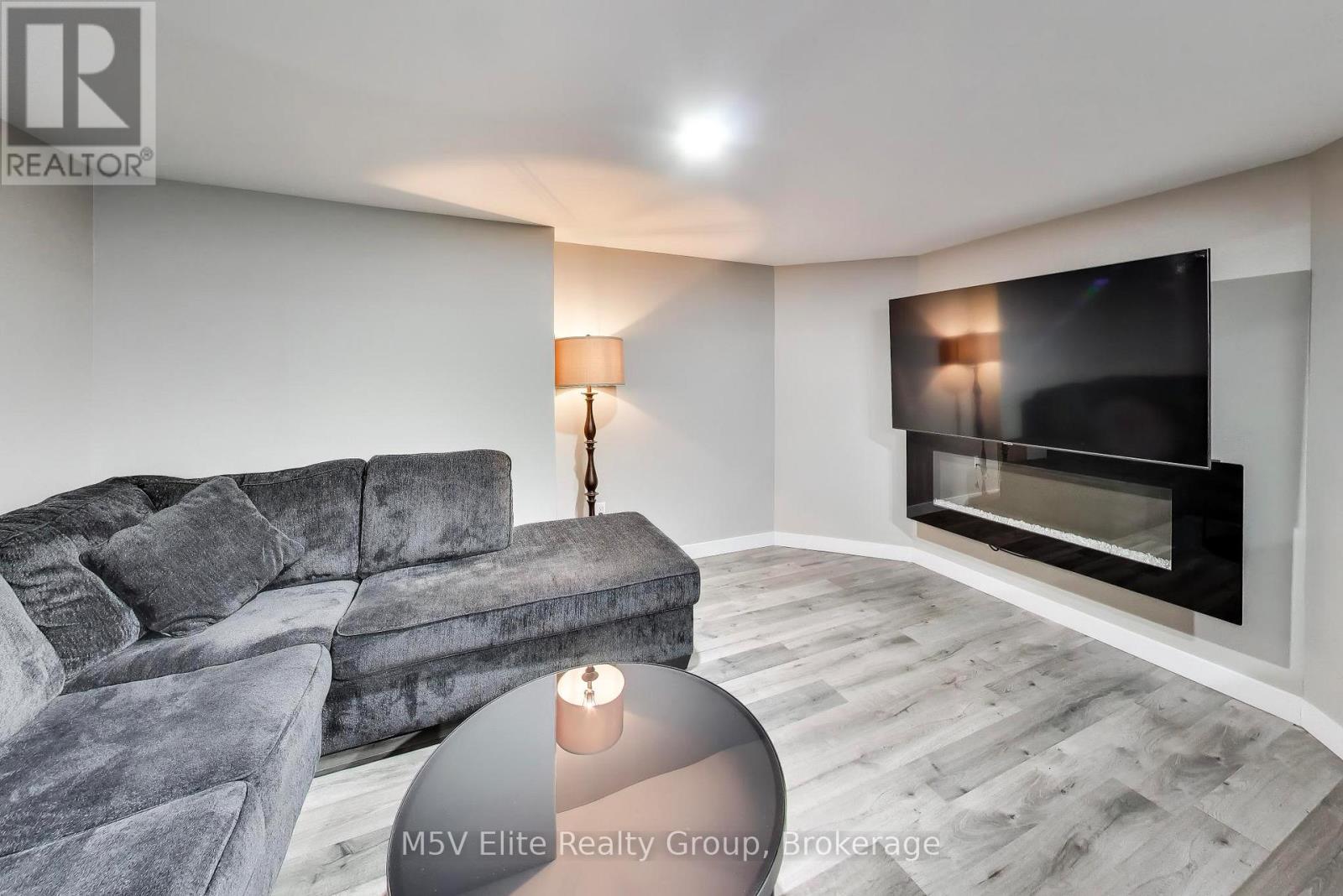 189 Churchill Road, Halton Hills (Ac Acton), Ontario  L7J 3B4 - Photo 17 - W13821396