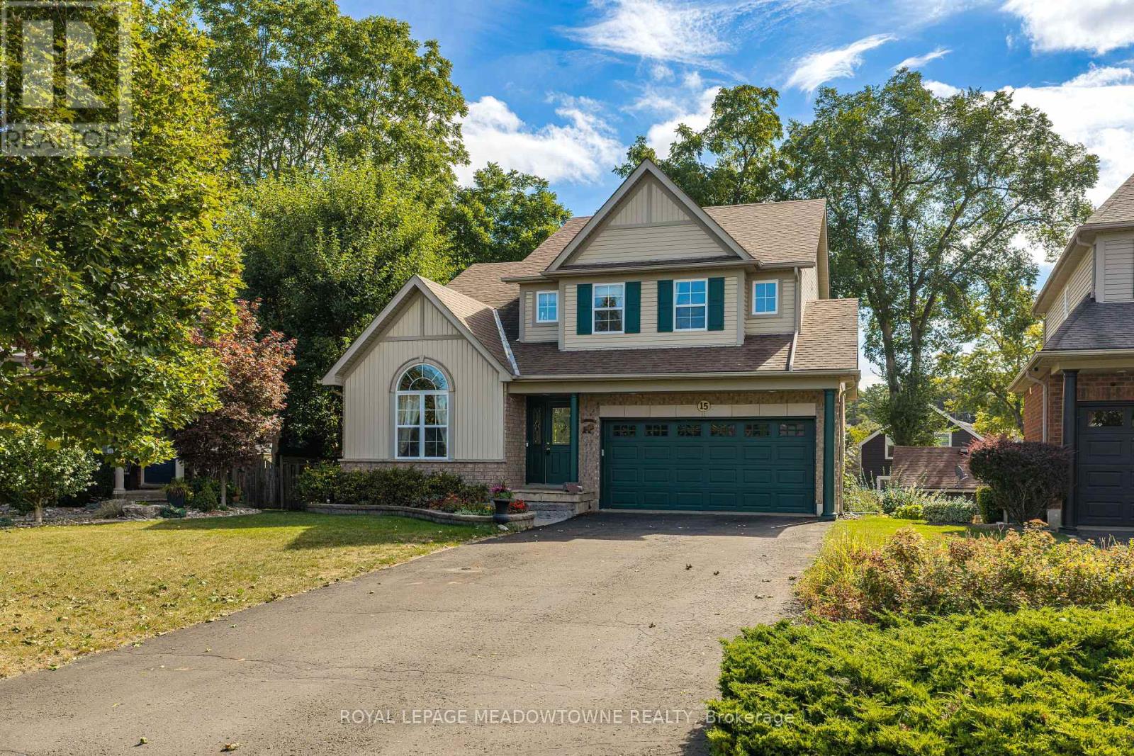 15 Costigan Court, Halton Hills (Georgetown), Ontario  L7G 6J1 - Photo 1 - W13822786