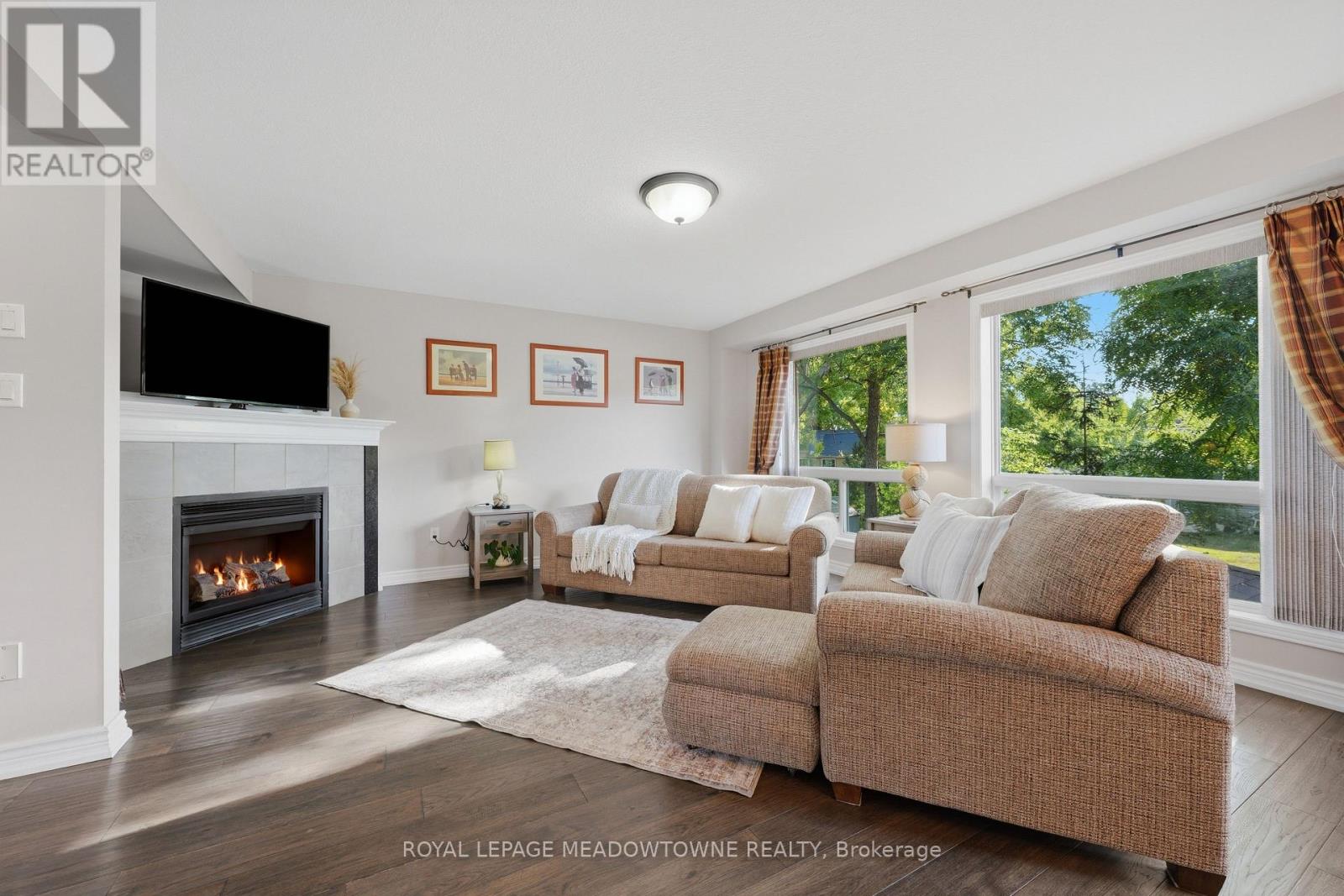 15 Costigan Court, Halton Hills (Georgetown), Ontario  L7G 6J1 - Photo 8 - W13822786