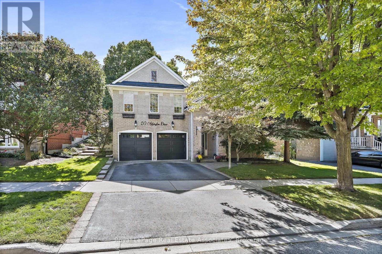 50 Arborglen Drive, Halton Hills (Georgetown), Ontario  L7G 6L2 - Photo 1 - W13823144