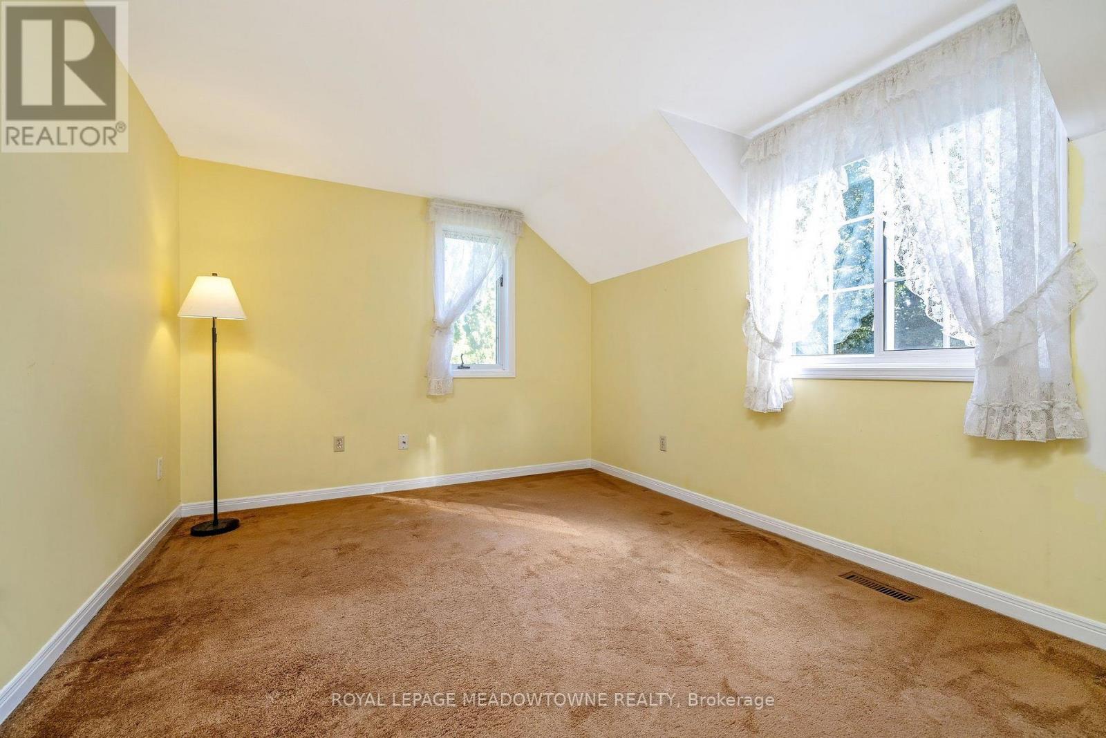 12 Mullen Place, Halton Hills (Glen Williams), Ontario  L7G 2R9 - Photo 26 - W13823676