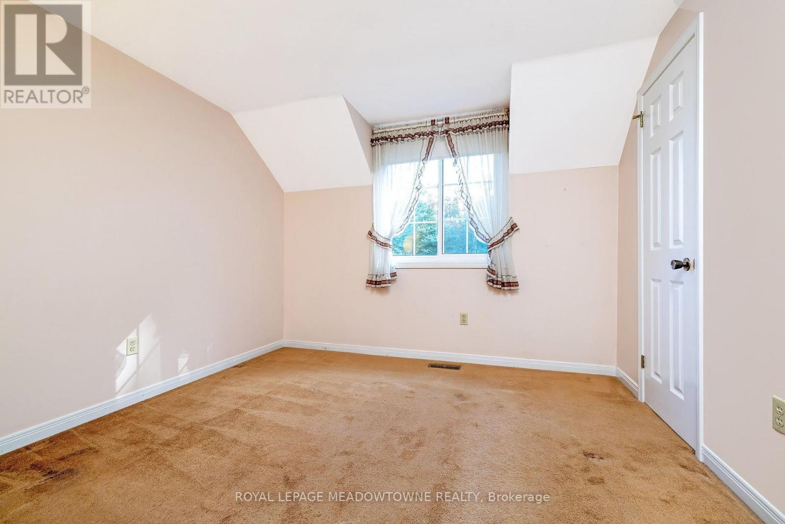 12 Mullen Place, Halton Hills (Glen Williams), Ontario  L7G 2R9 - Photo 27 - W13823676