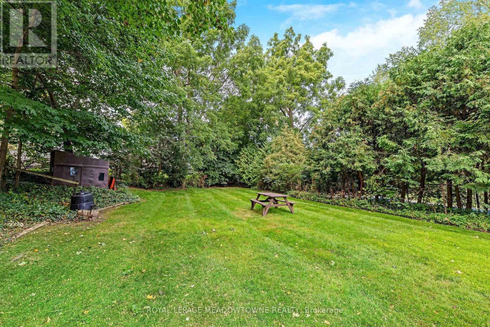 12 Mullen Place, Halton Hills (Glen Williams), Ontario  L7G 2R9 - Photo 32 - W13823676