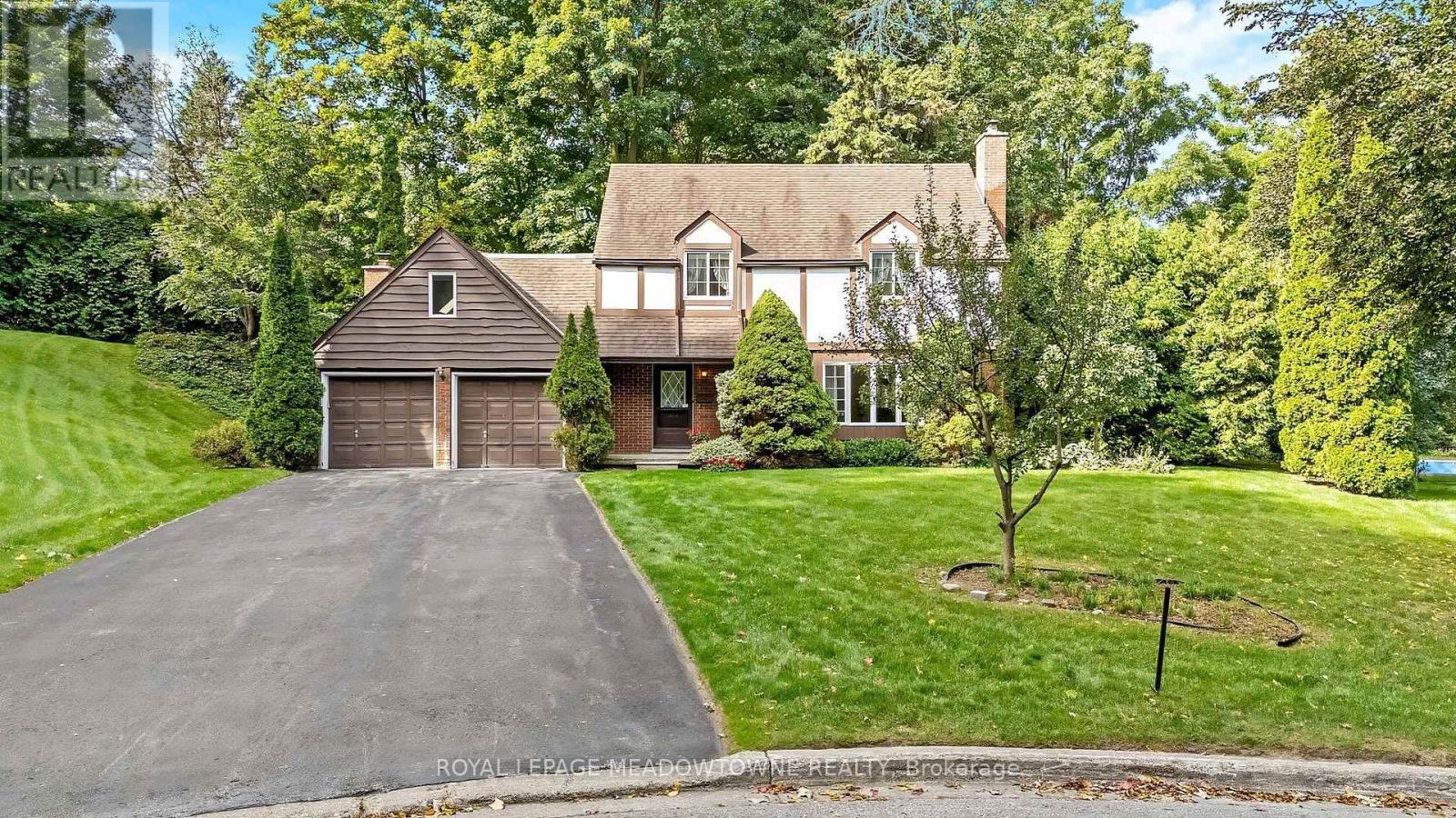 12 Mullen Place, Halton Hills (Glen Williams), Ontario  L7G 2R9 - Photo 36 - W13823676