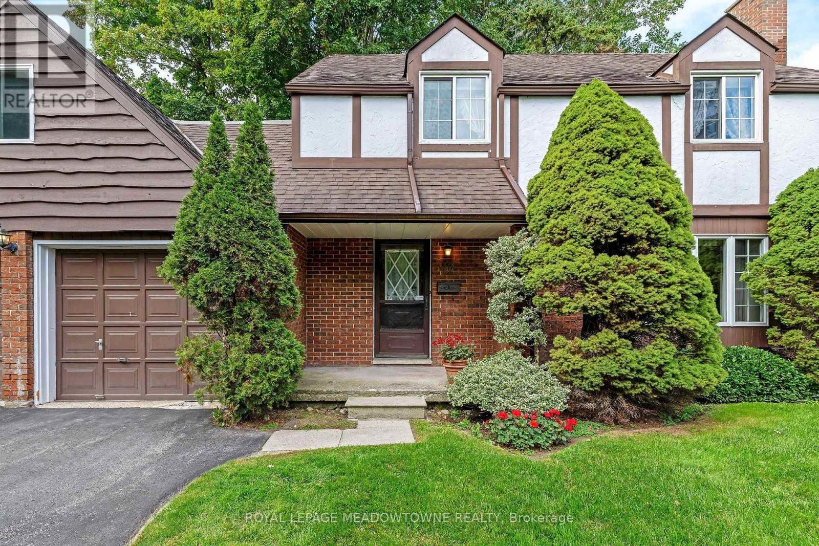 12 Mullen Place, Halton Hills (Glen Williams), Ontario  L7G 2R9 - Photo 5 - W13823676
